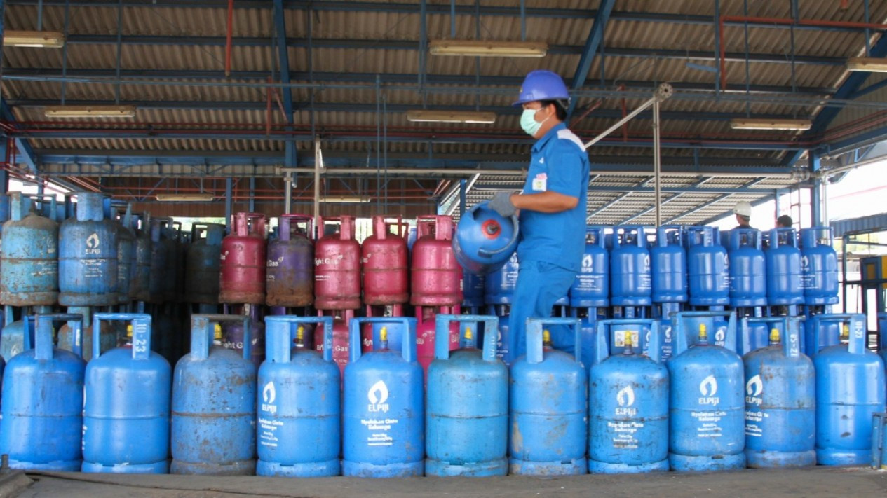 Penambahan Stok Tabung Gas Elpiji