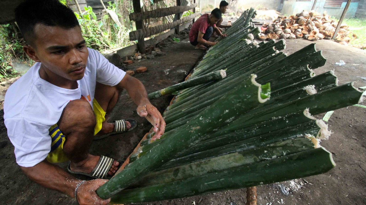 Lemang Bambu, Makanan Khas Aceh yang Diminati saat Ramadan