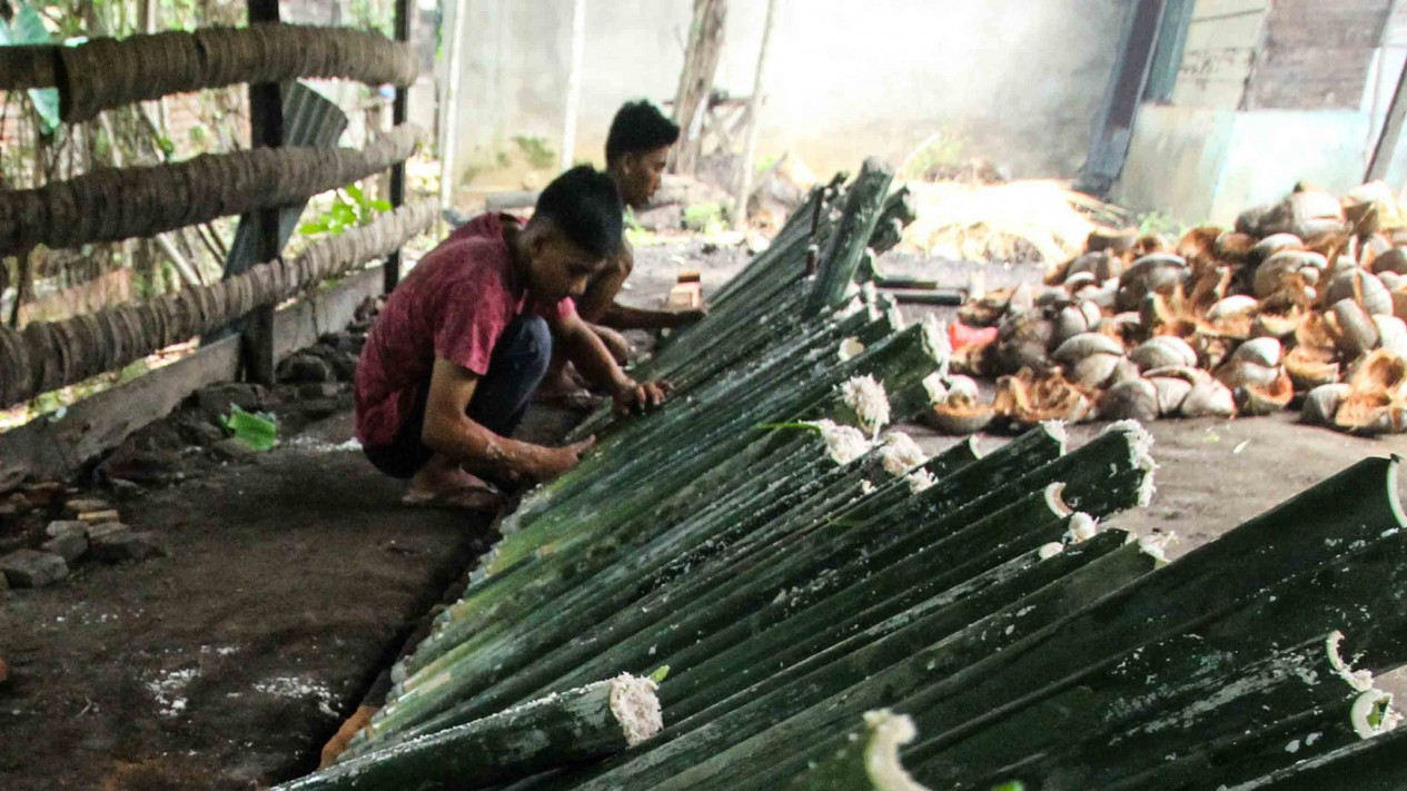 Lemang Bambu, Makanan Khas Aceh yang Diminati saat Ramadan