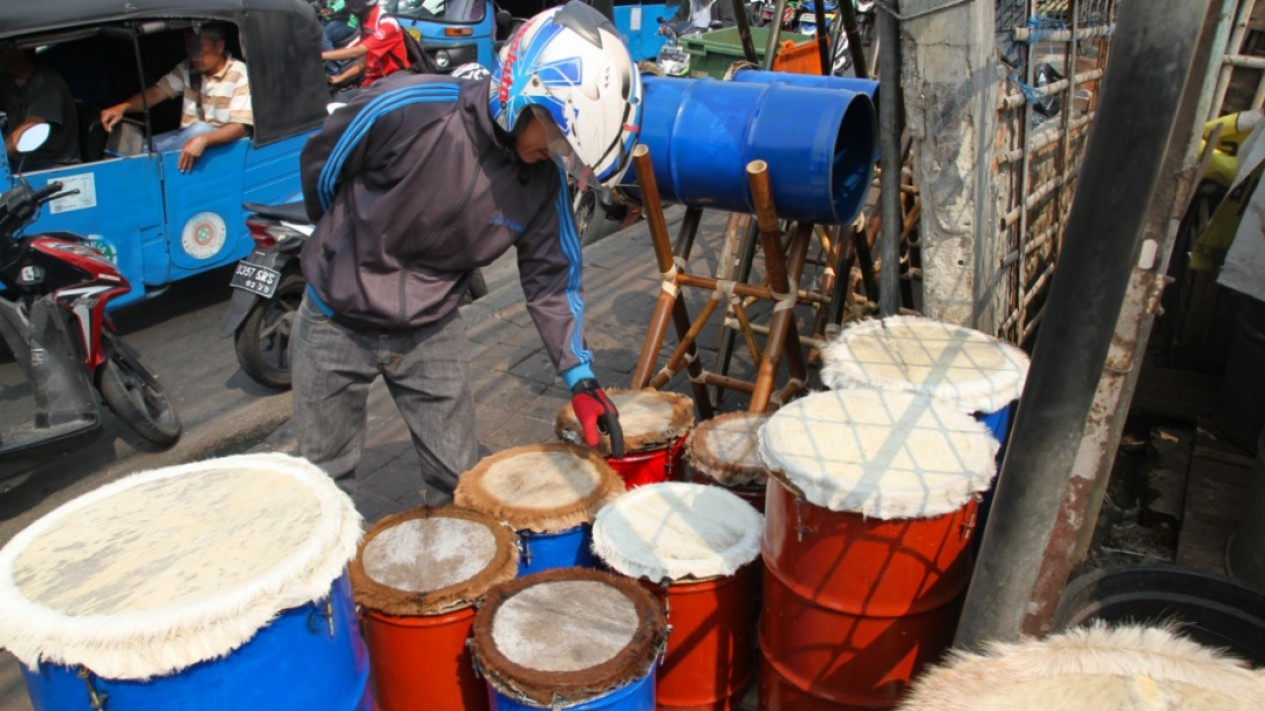 Proses Pembuatan Bedug Kulit