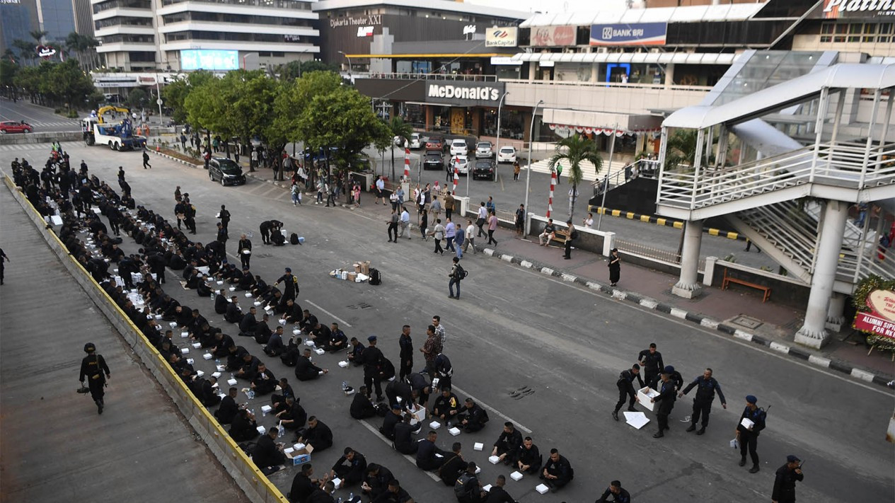 Akses Jalan MH Thamrin Kembali Dibuka