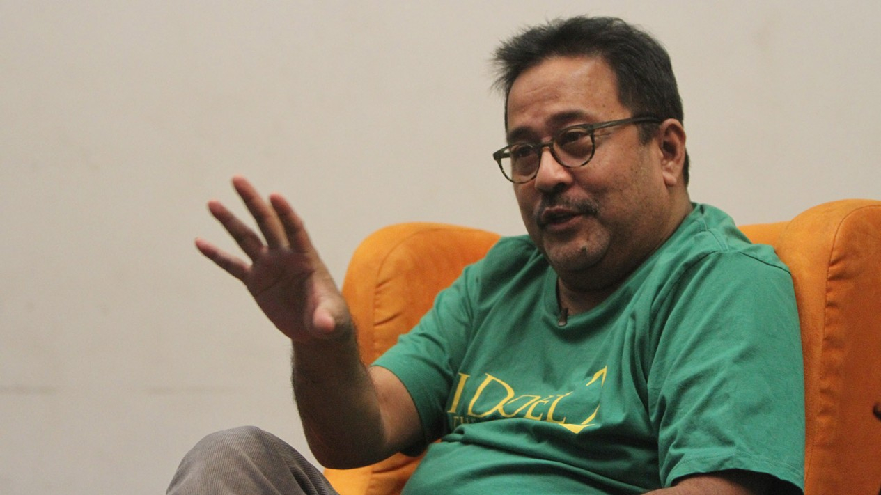 Keseruan Pemain Film Si Doel 2 The Movie saat Kunjungi VIVA