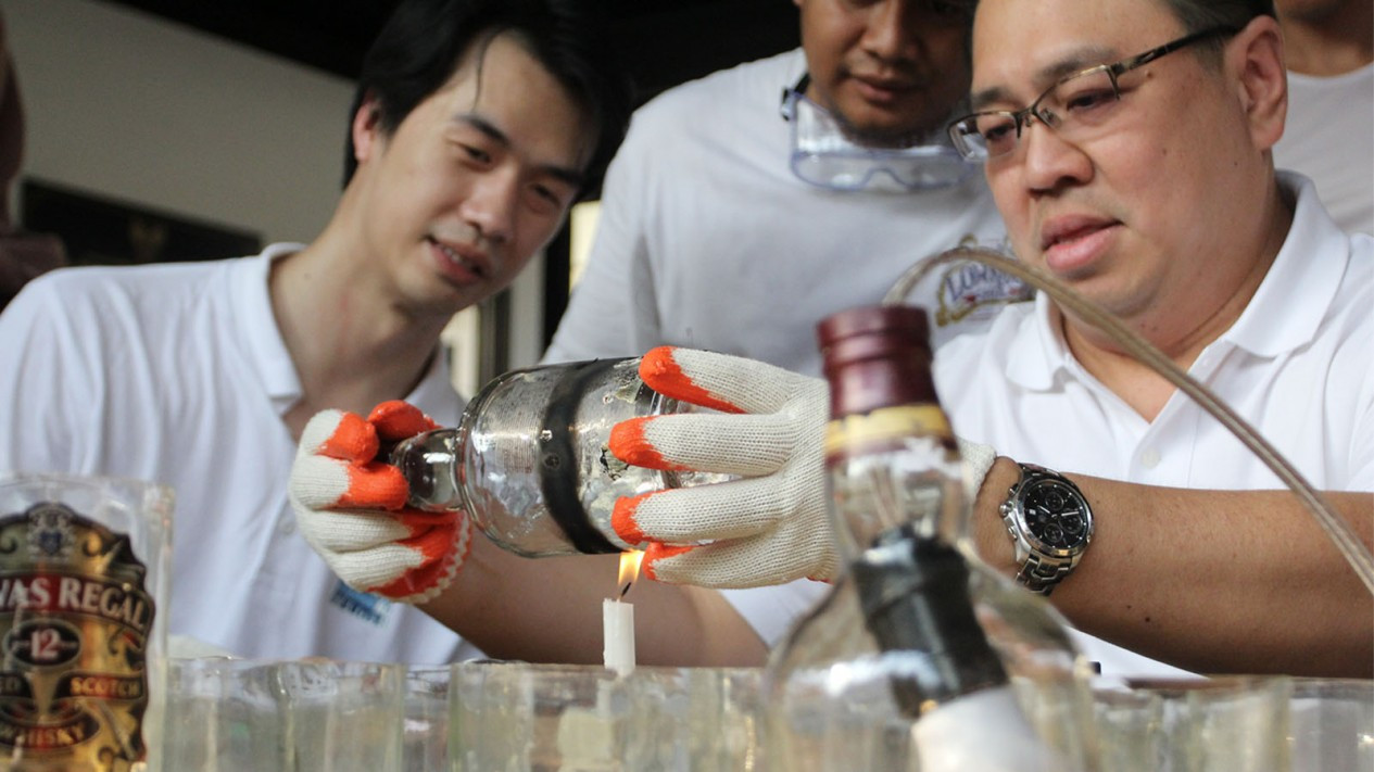 Pemanfaatan Limbah Botol Kaca