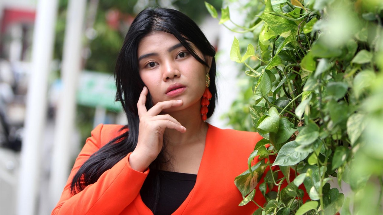 Meldi Mendesis Sambangi VIVA