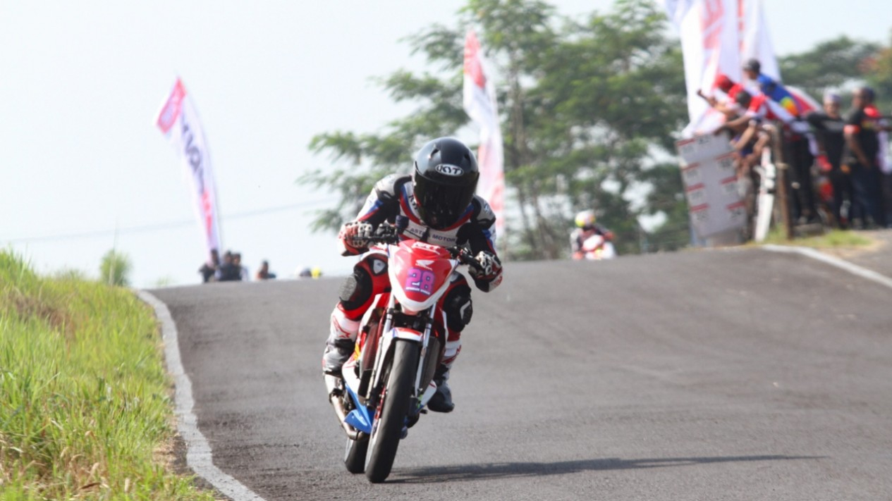 Hasil Pertandingan Perdana Oneprix Kelas Expert