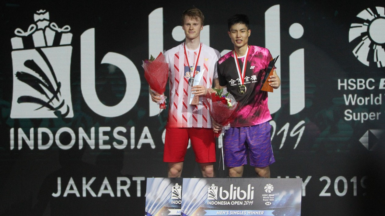 Kalahkan Antonsen, Chou Tien Chen Juarai Indonesia Open 2019