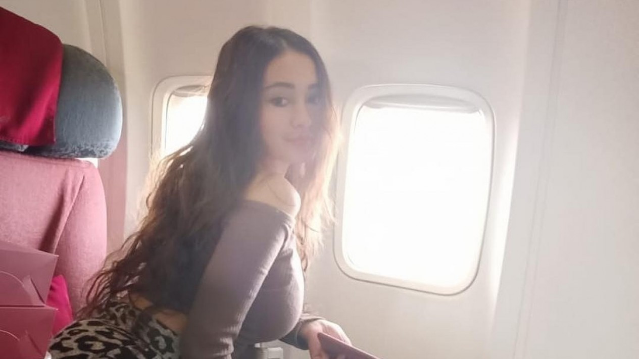 5 Potret Cupi Cupita Buktikan Tidak Selalu Terbuka, Cantik!