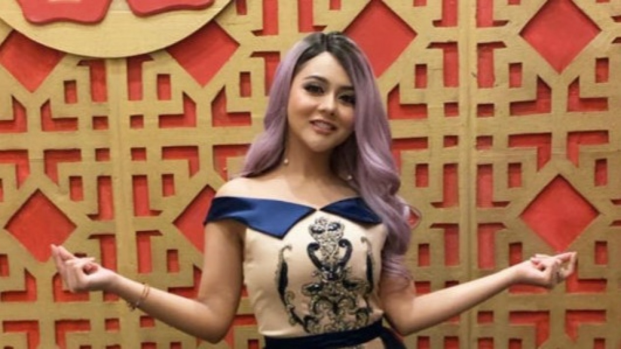 Lima Model dan Warna Rambut Terbaik Jenita Janet