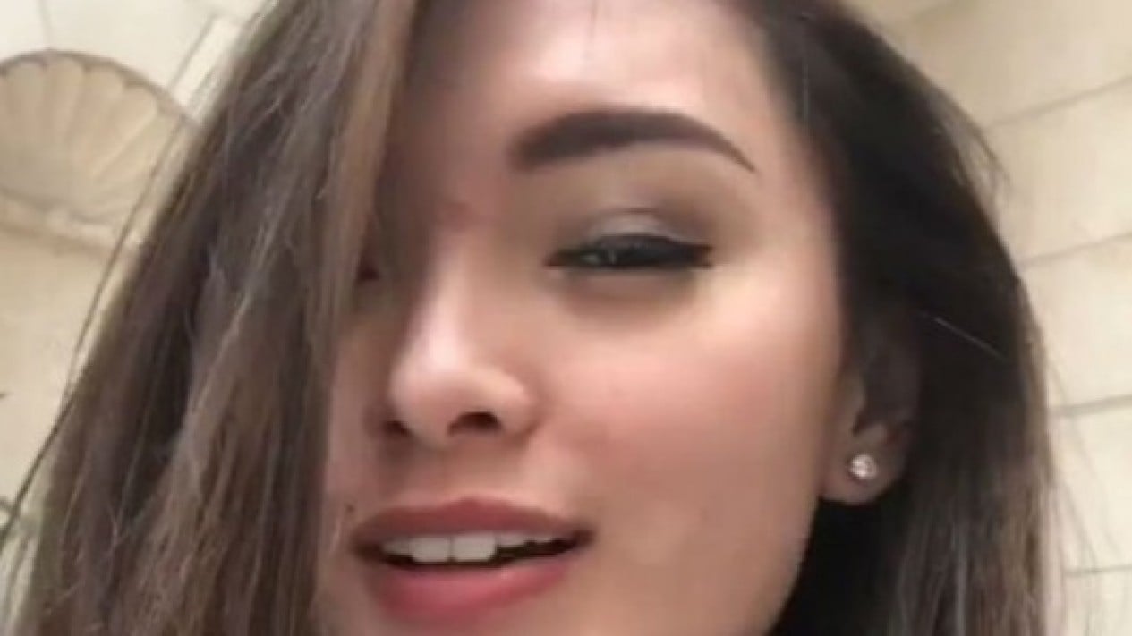 Lima Foto Zaskia Gotik Ini Paling Banyak Disukai Warganet