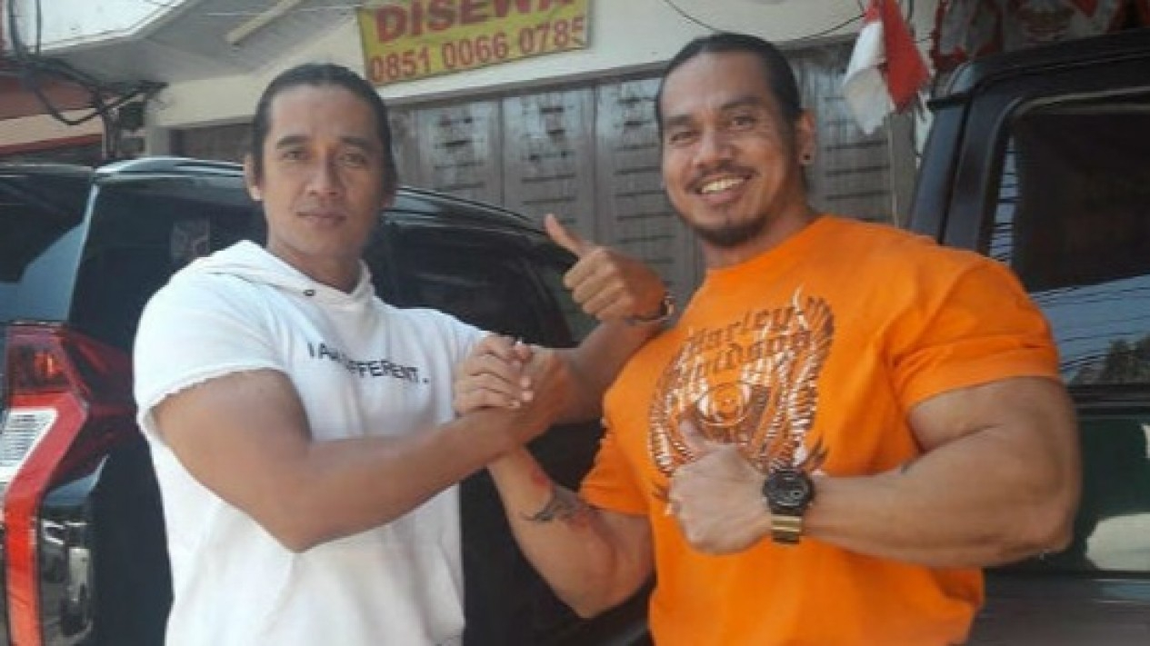 Potret Kebahagiaan Agung Hercules Bersama Sahabat