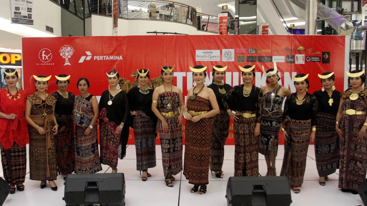 Pesona Keindahan Wastra Nusantara di Tunjukkan IndonesiaMu!