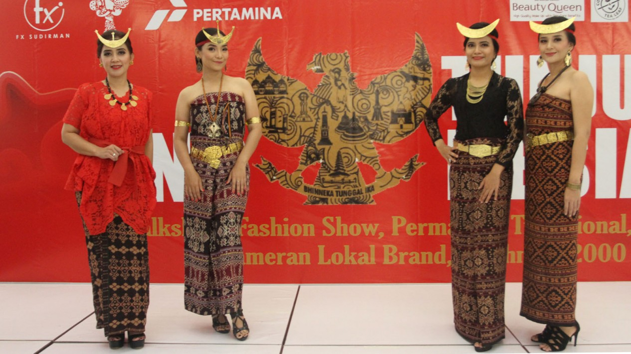 Pesona Keindahan Wastra Nusantara di Tunjukkan IndonesiaMu!