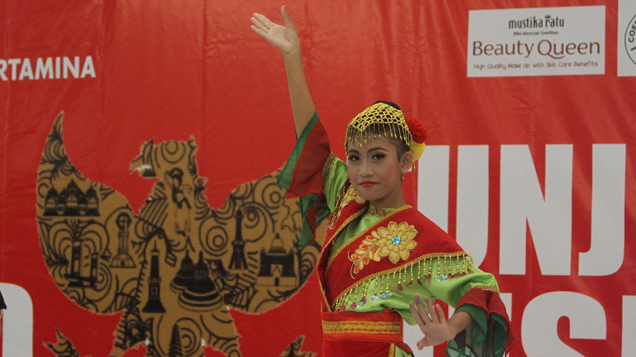 Pesona Keindahan Wastra Nusantara di Tunjukkan IndonesiaMu!