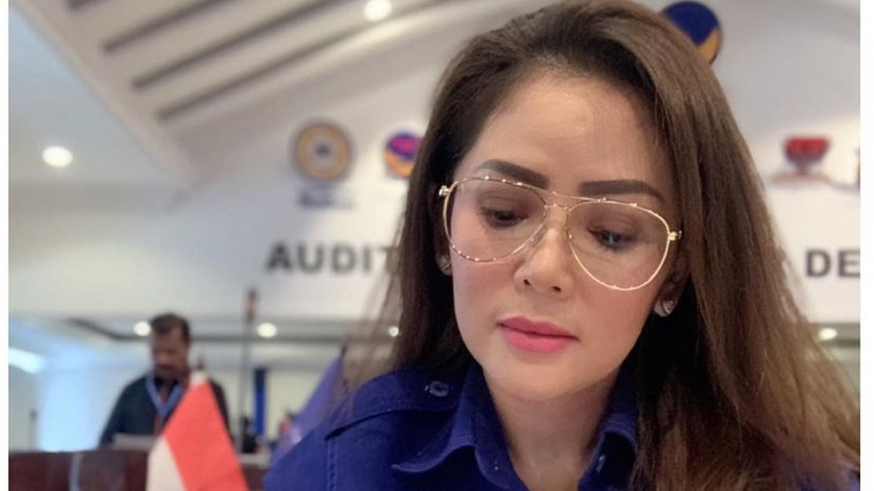 Gaya Kristina Jadi Caleg