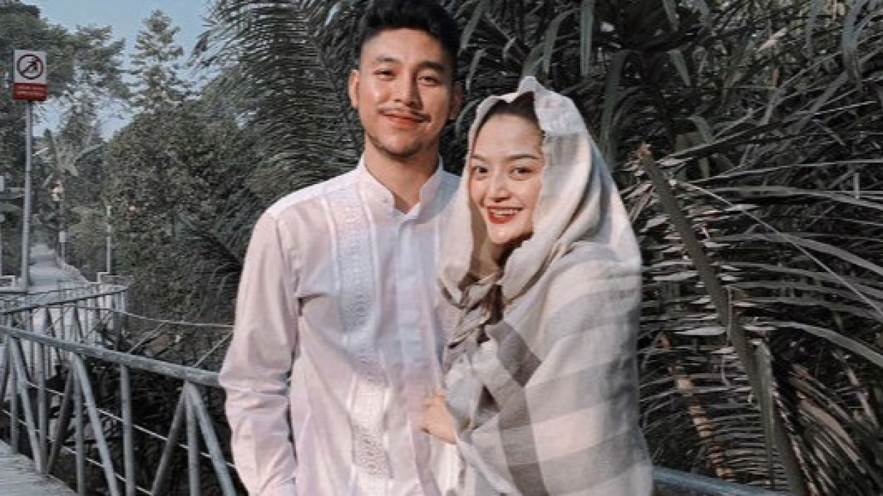 Lihat Penampilan Artis Dangdut saat Idul Adha