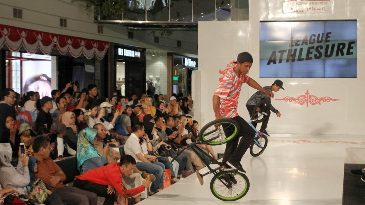 Fashion Show Pride of Indonesia