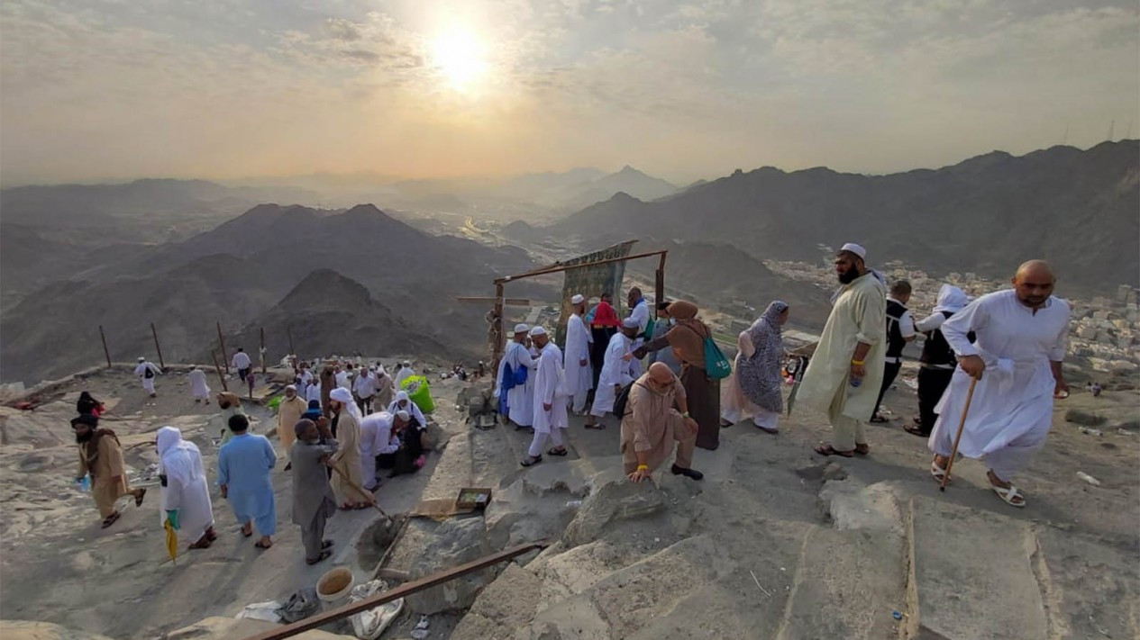Manfaatkan Waktu Luang, Jemaah Haji Kunjungi Gua Hira