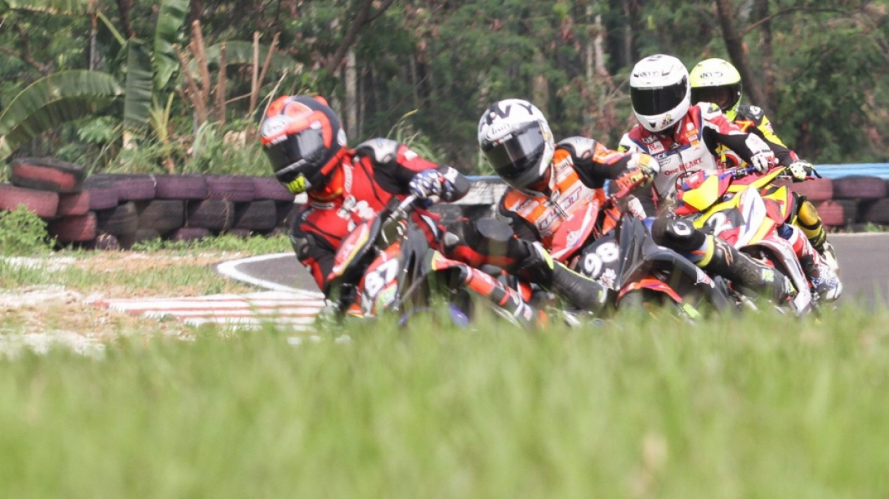 Tampil Konsisten, Reynaldi Juarai Race 1 Kelas Expert