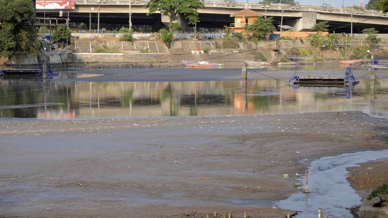 Debit Air Waduk Setiabudi Barat Berkurang Drastis