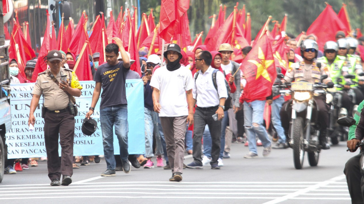 Demo Tolak Kenaikan Iuran BPJS Kesehatan - Vlix.id