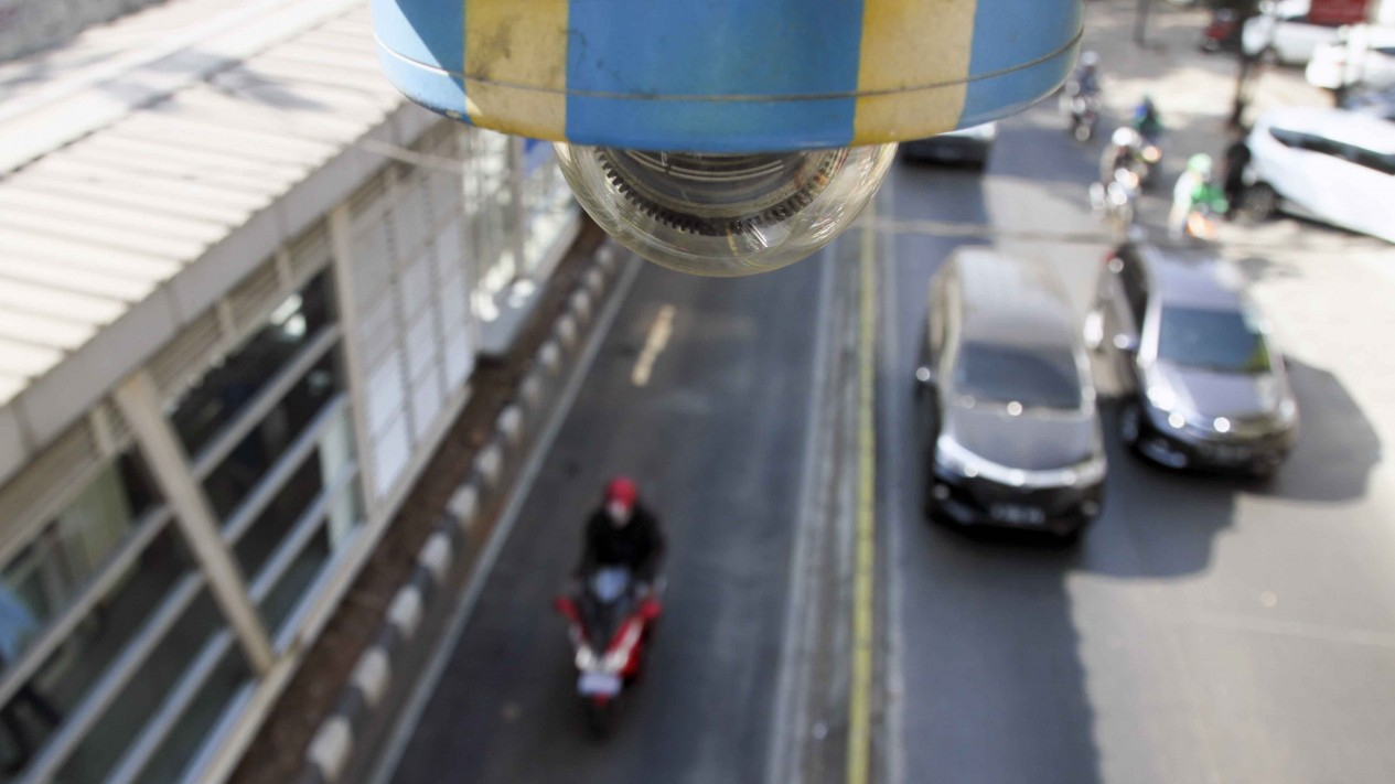 CCTV Tilang Elektronik di Jalur Busway