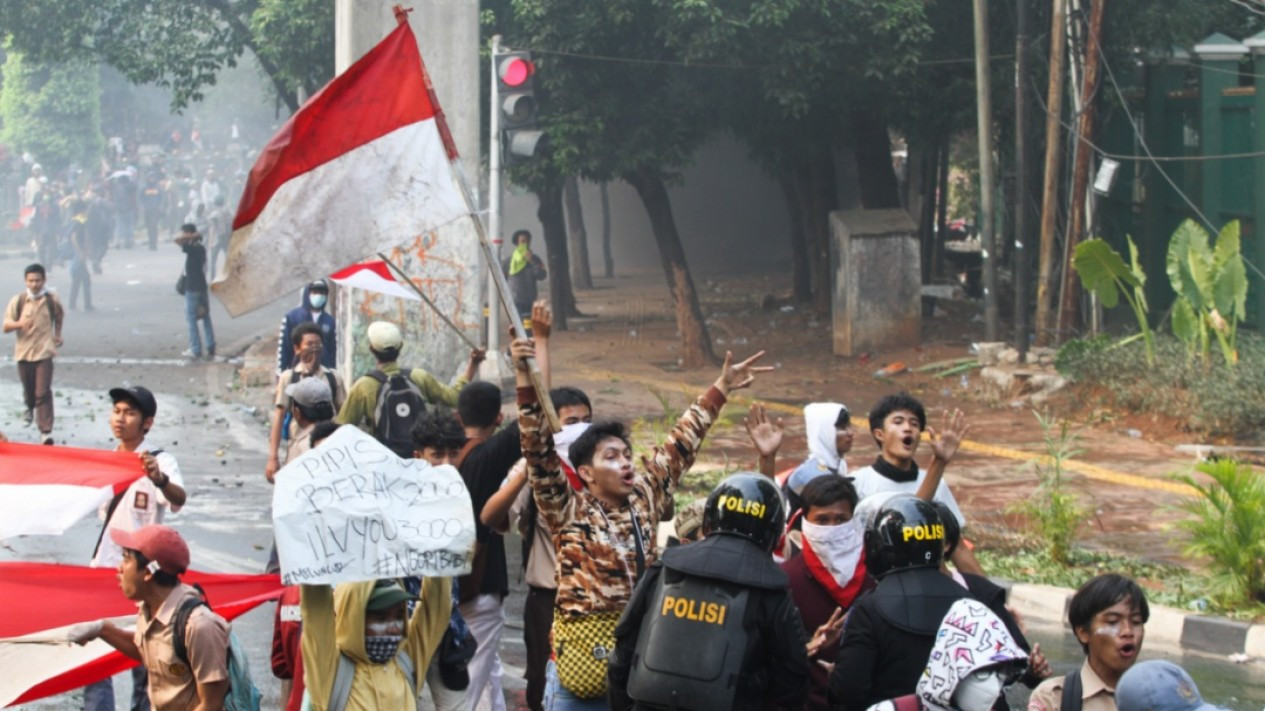 Demo Pelajar STM di DPR Rusuh