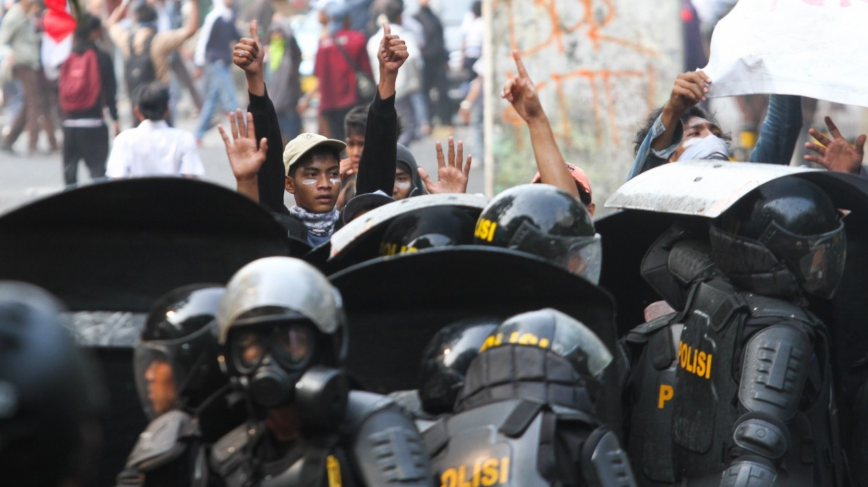 Demo Pelajar STM di DPR Rusuh