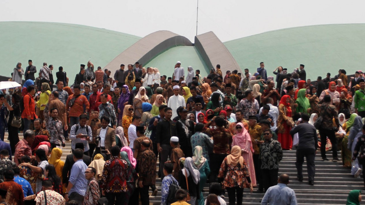 Aksi Anggota DPR Usai Dilantik di Gedung Kura-kura