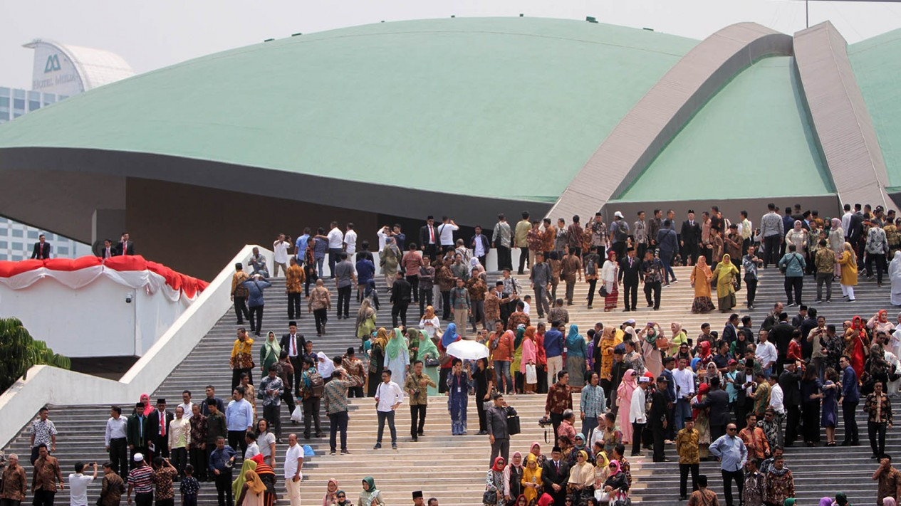 Aksi Anggota DPR Usai Dilantik di Gedung Kura-kura