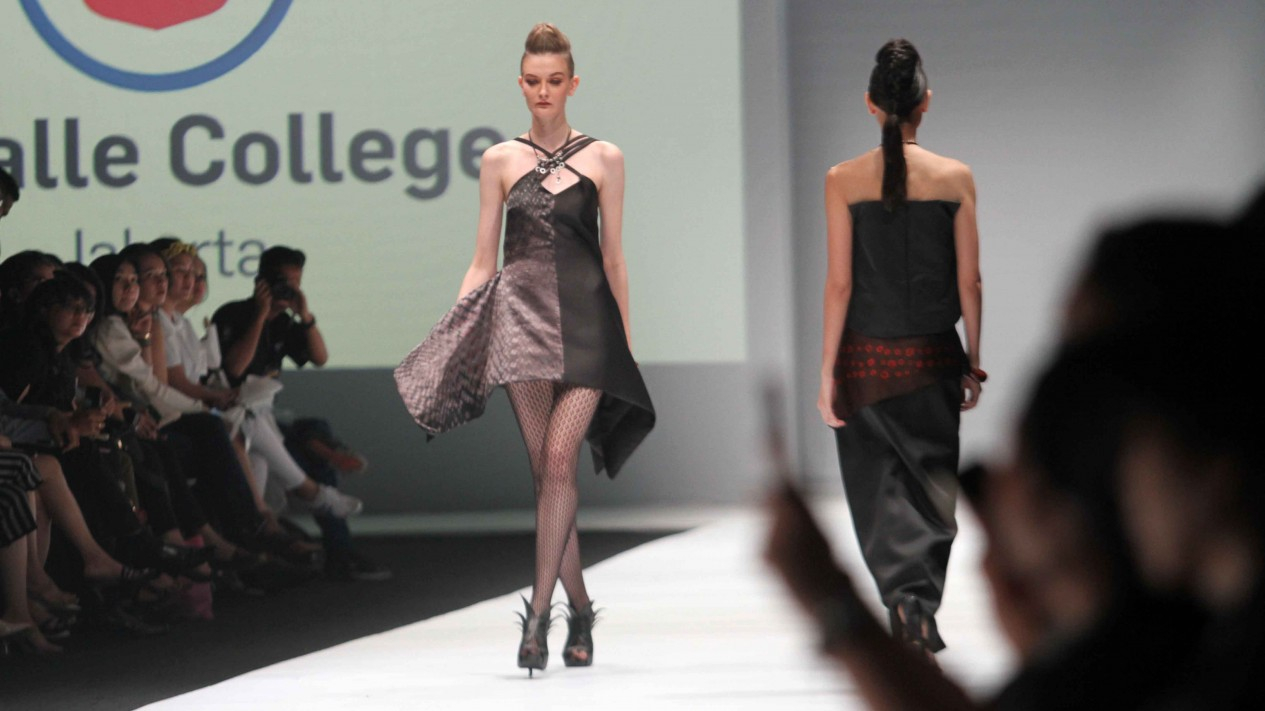 Parade Busana di Jakarta Fashion Week 2020