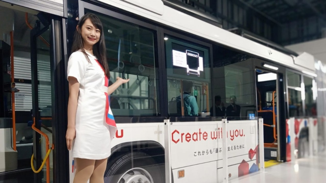 Deretan SPG Cantik di Gelaran Tokyo Motor Show 2019