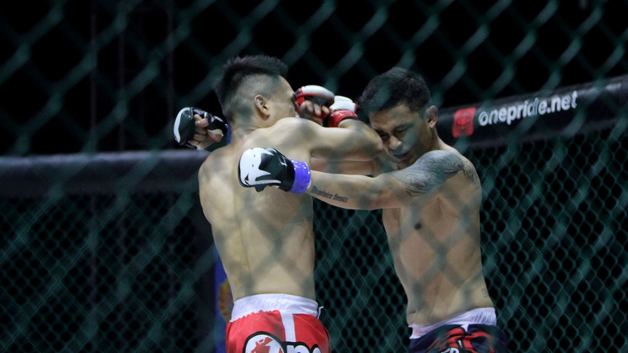 Randy Pangalila Kalahkan Adhi Pawitra di One Pride