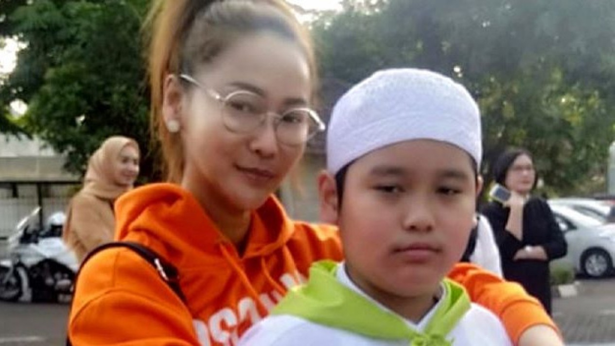 Potret Kemesraan Inul Daratista dan Yusuf Ivander