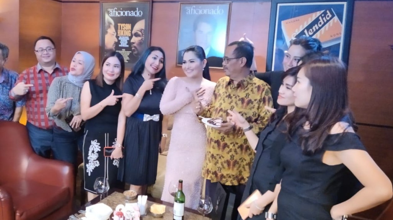 Kemeriahan Ulang Tahun Pedangdut Camel Petir