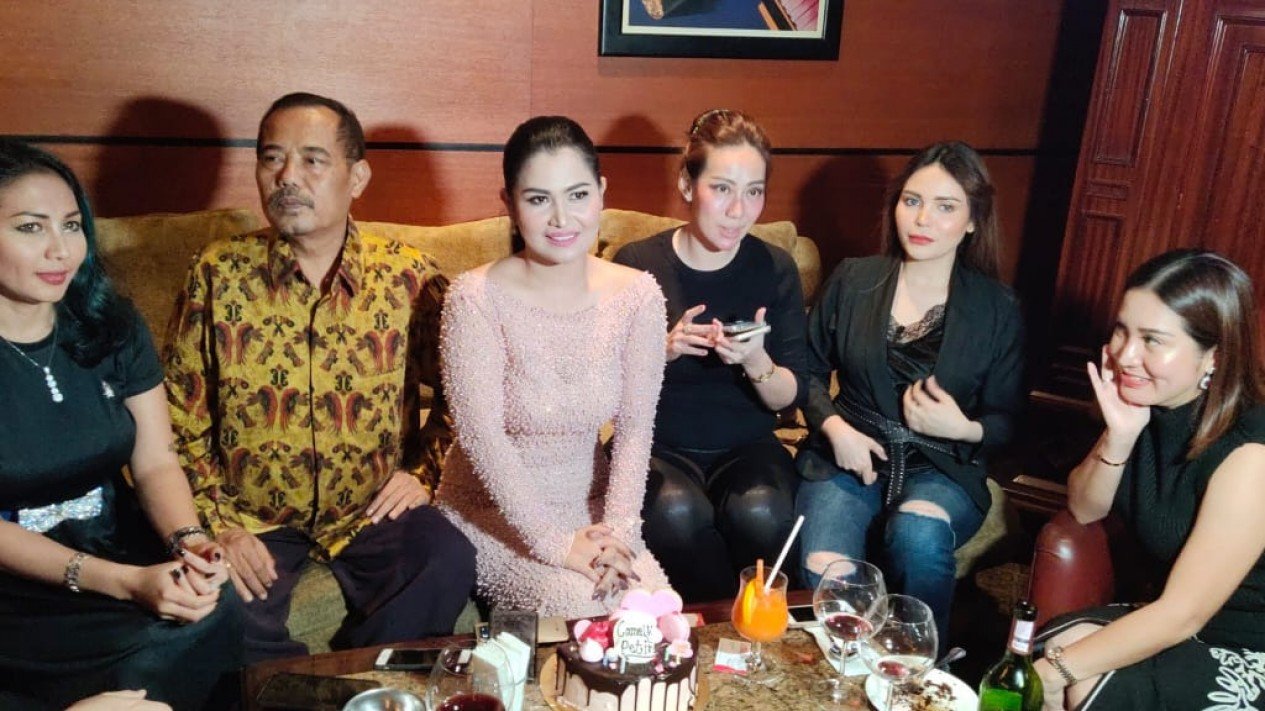 Kemeriahan Ulang Tahun Pedangdut Camel Petir