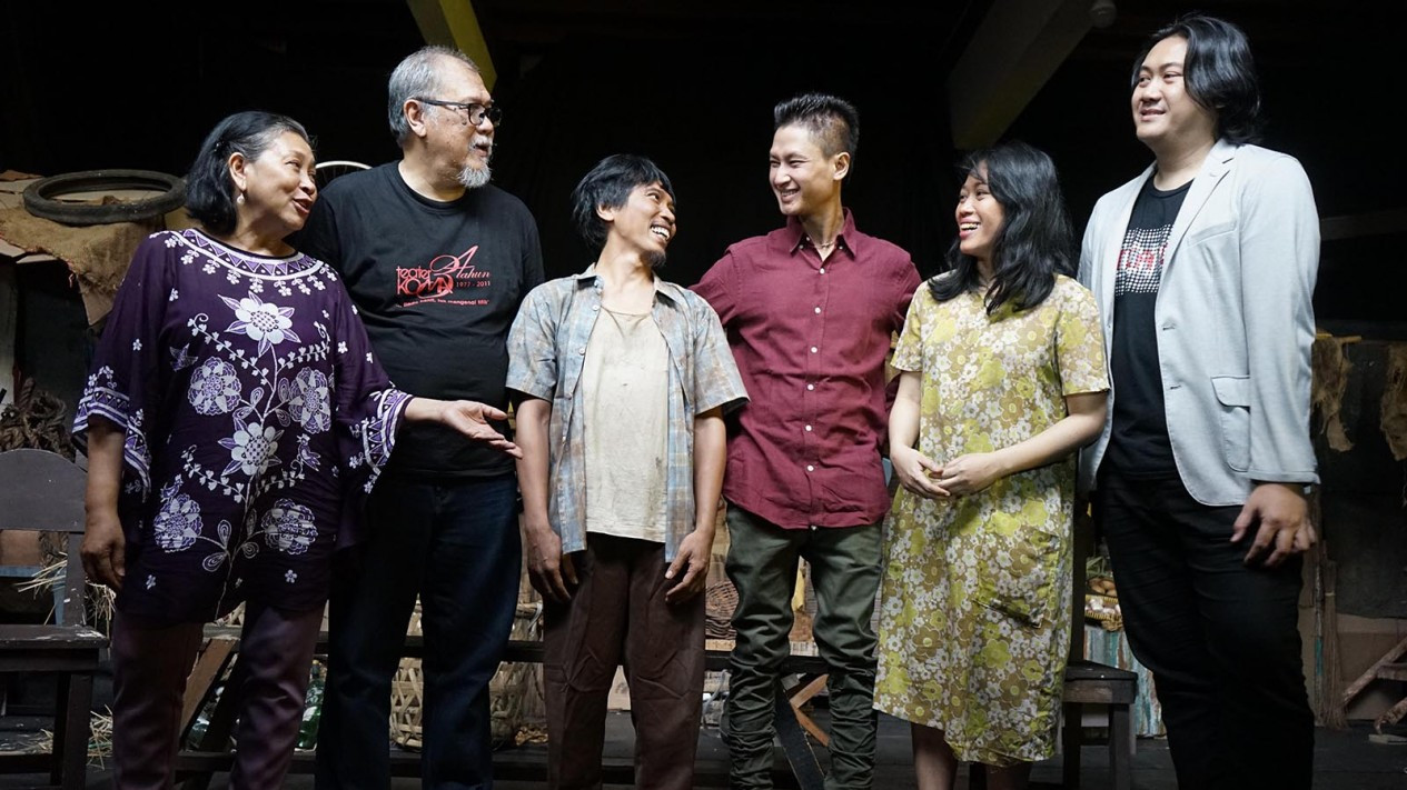 Aksi Teater Koma: J.J Sampah-Sampah Kota