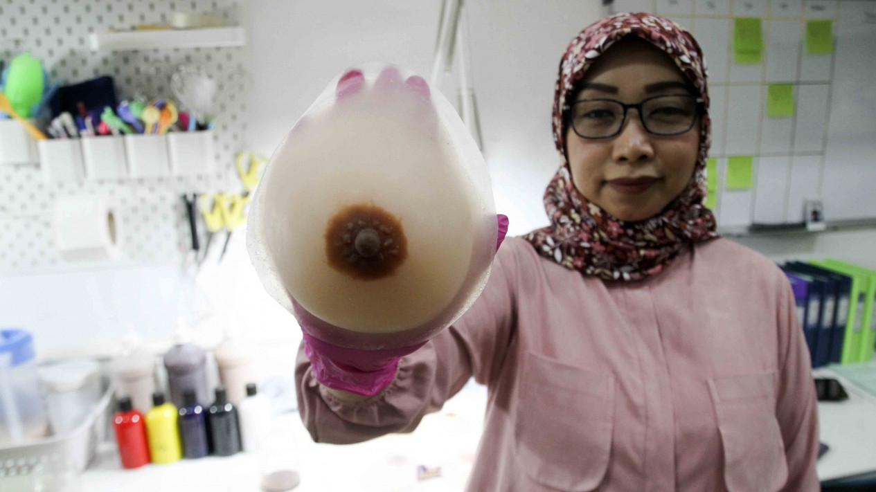 Payudara Prostetik untuk Penyintas Kanker