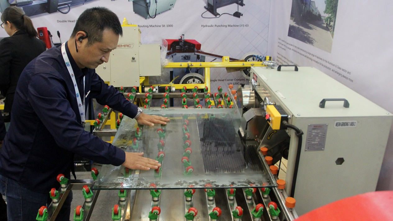 Melihat Beragam Kaca di Glasstech Asia 2019