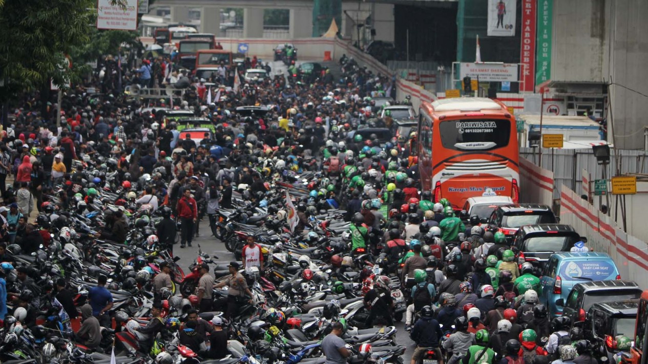 Dibilang Lebih Kriminal, Warga Tanjung Priok Demo