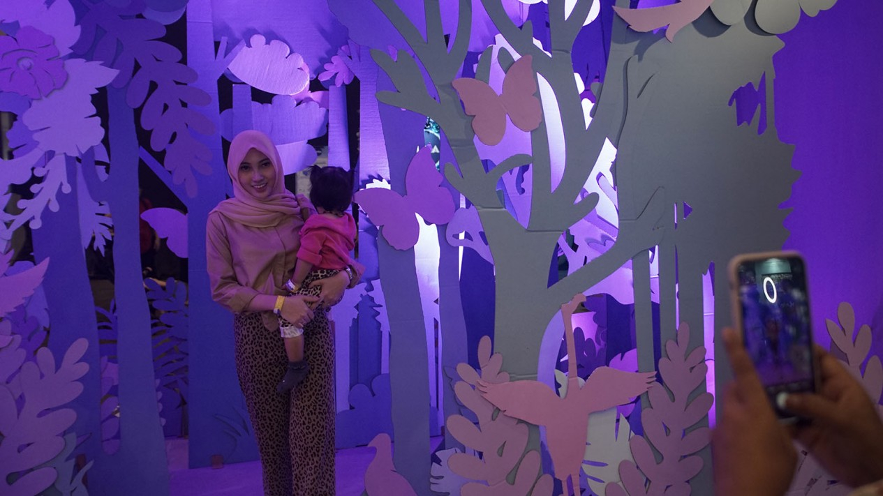 Serunya 'Foto' Bareng Personel BTS