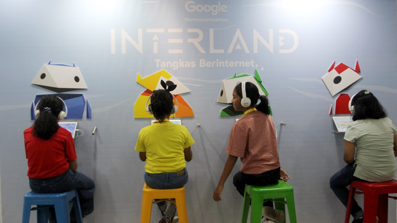 Tangkas Berinternet Bagi Anak