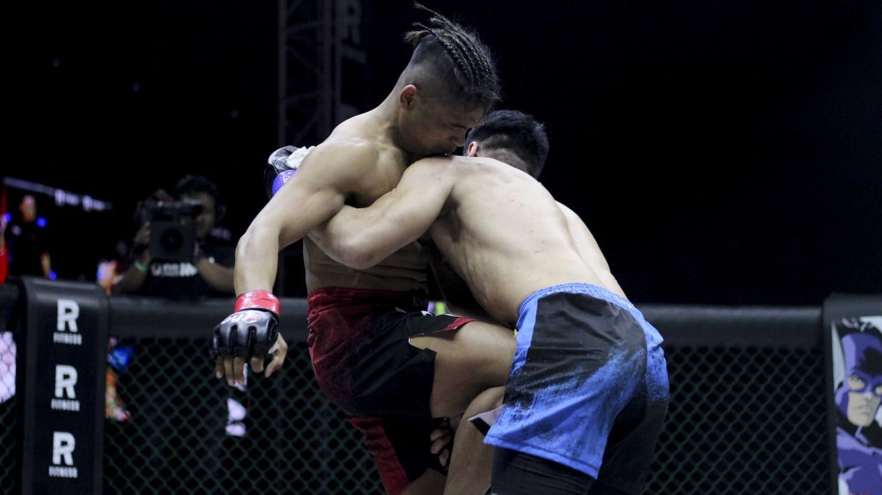 Duel Gila 4 Ronde, Jeka Kehilangan Sabuk Juaranya