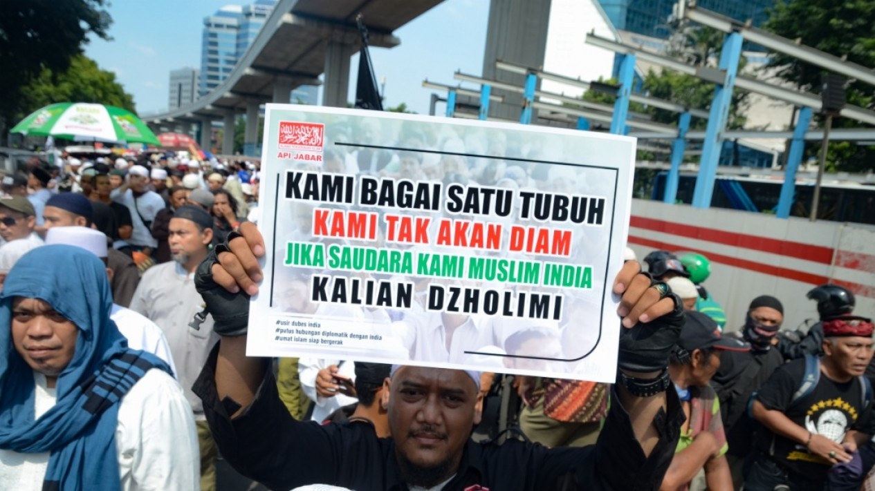 Demo Solidaritas Muslim India di depan Kedubes India