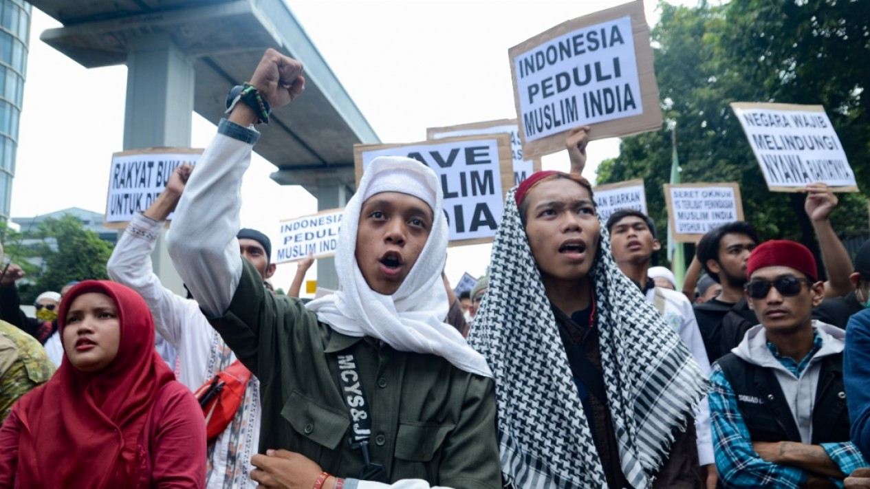 Demo Solidaritas Muslim India di depan Kedubes India