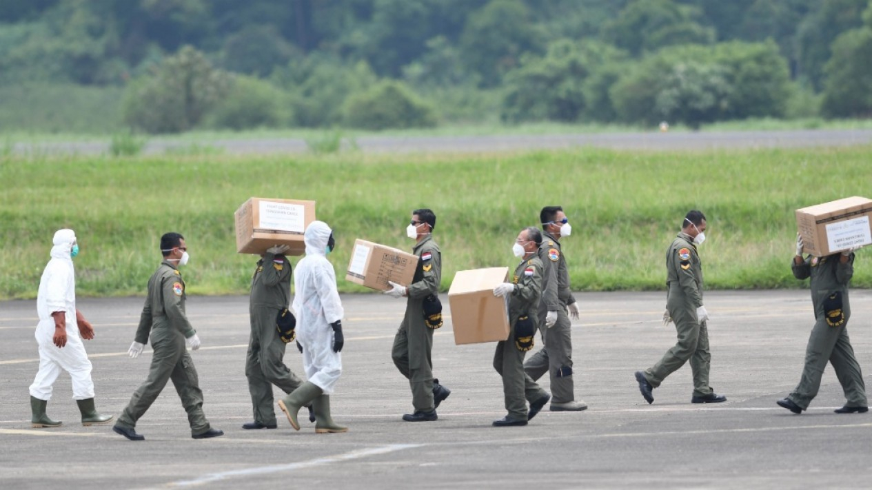 Pesawat TNI AU Pembawa Alat Kesehatan Tiba di Halim
