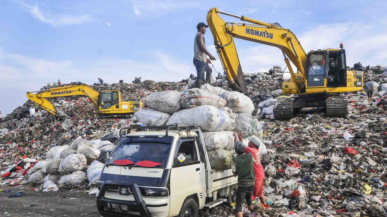 Volume Sampah Bantargebang Turun Selama PSBB