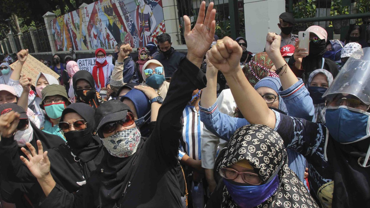 Tolak PPDB Zonasi Usia Orang Tua Siswa Datangi Kemendikbud