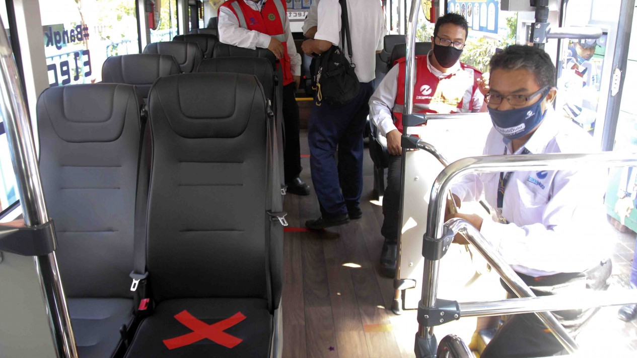 Transjakarta Gandeng Bakrie Autoparts Uji Coba Bus Listrik