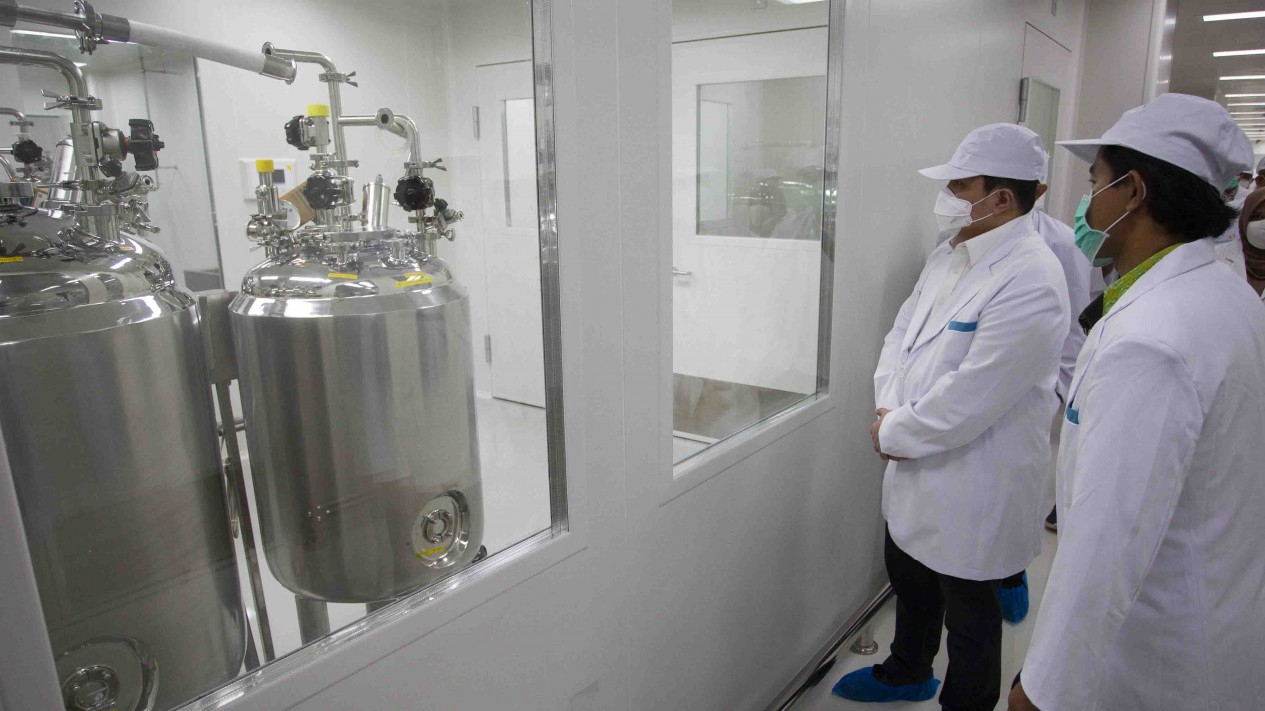 Fasilitas Produksi Vaksin COVID-19 di Bandung