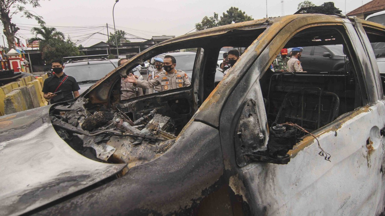 Polsek Ciracas Diserang Orang Tak Dikenal